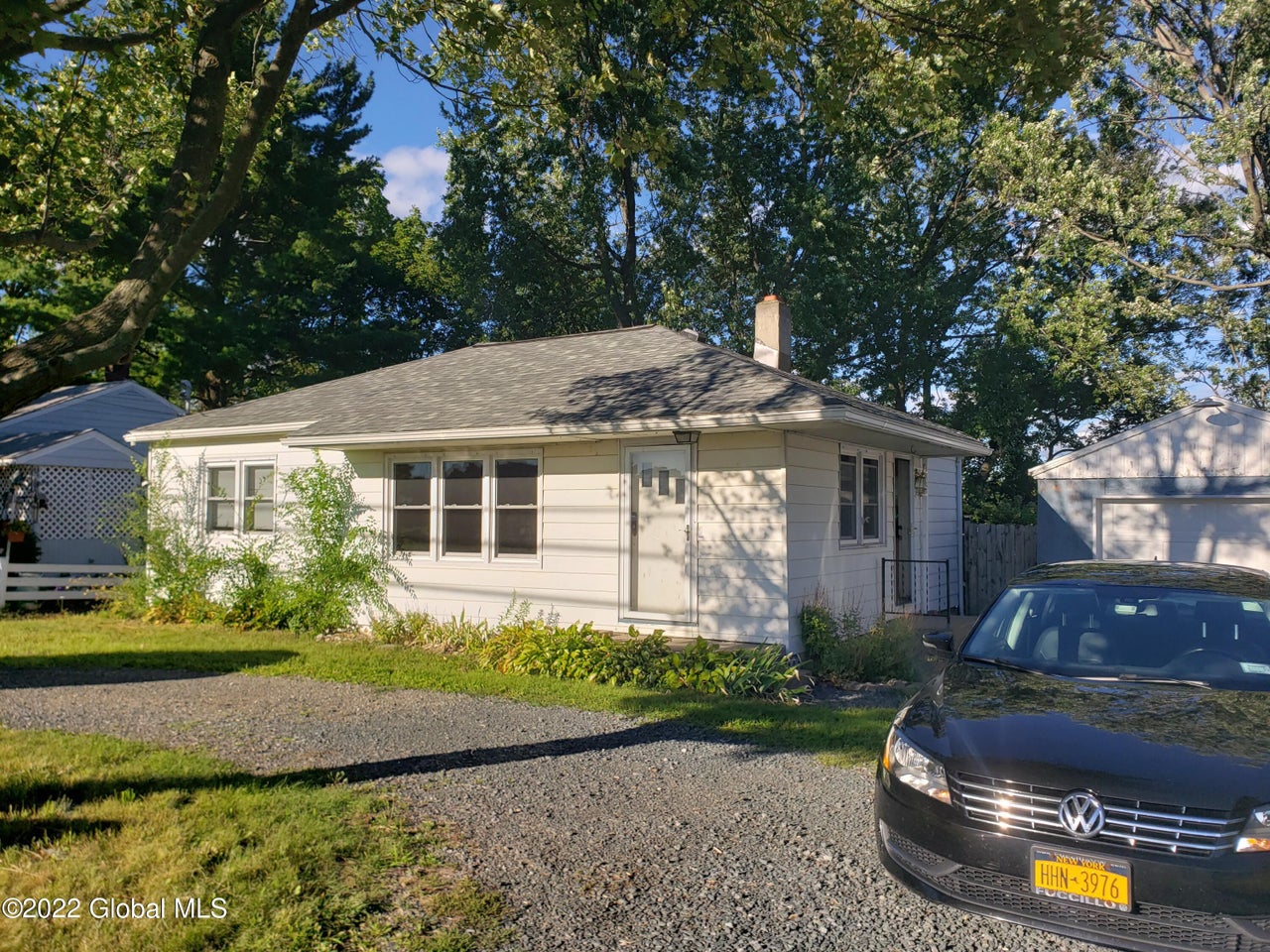 21 Forts Ferry Road Latham Home Listings - Burns Real Estate Solutions Capital Region Real Estate Market Area